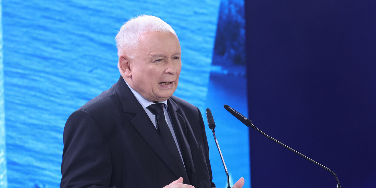 Jarosław Kaczyński, prezes PiS, podczas sobotniej konwencji programowej w Końskich.