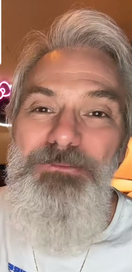 Svoju situáciu si uvedomil až po čase.
