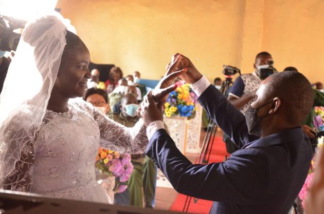 Ex-convicts Virginia Kalondu and Martin Mzera wed in Kenya's first prison wedding