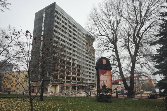 Tak znikał Hotel Centrum w Łodzi. Przypominamy jego historię