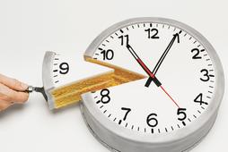 Clock shape cake, elevated view, close-up