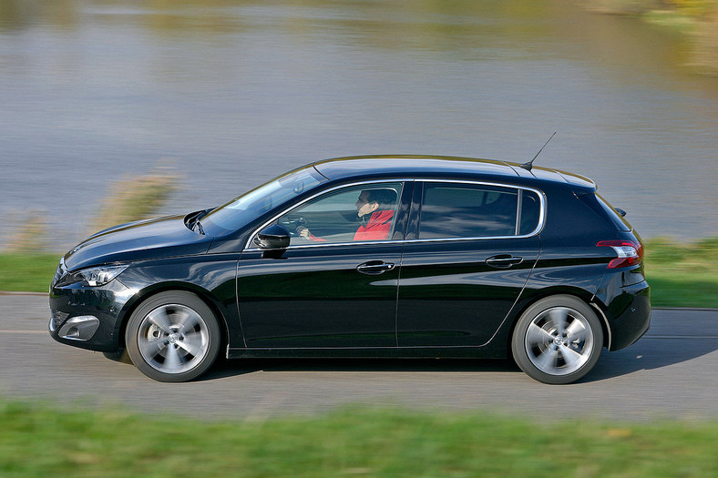 Peugeot 308 82 VTi Active (82 KM)