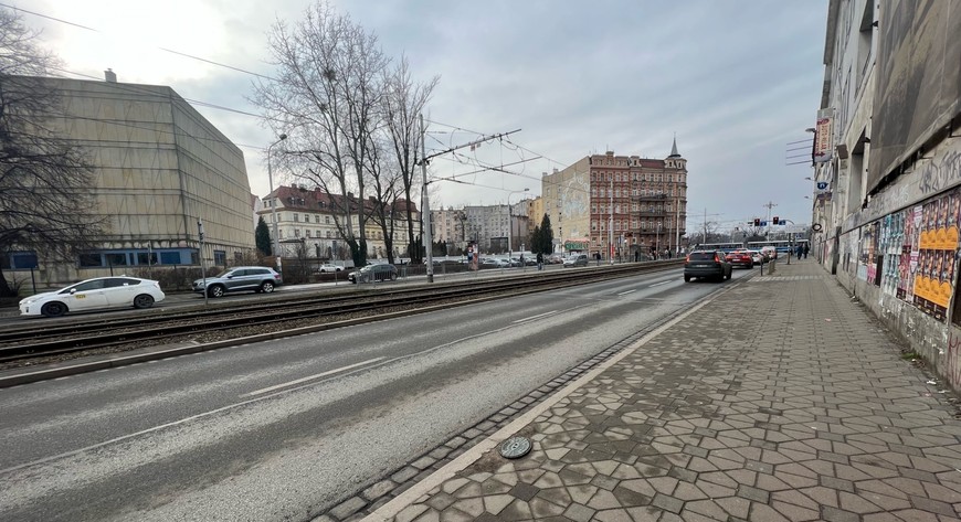 Nowy odcinek drogi dla rowerów ma powstać po północnej stronie ul. Sienkiewicza