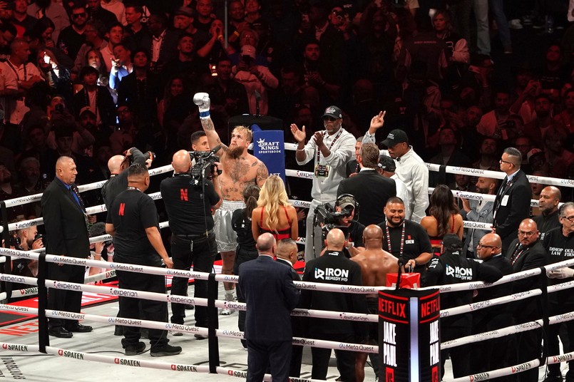 Jake Paul - Mike Tyson