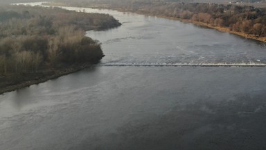 Z rzeki Narew wyłowiono zwłoki czteroletniej dziewczynki i jej matki