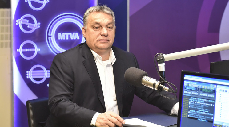 Orbán Viktor kormányfő a Kossuth rádióban beszélt a várható juttatásról is/Fotó: MTI - Máthé Zoltán