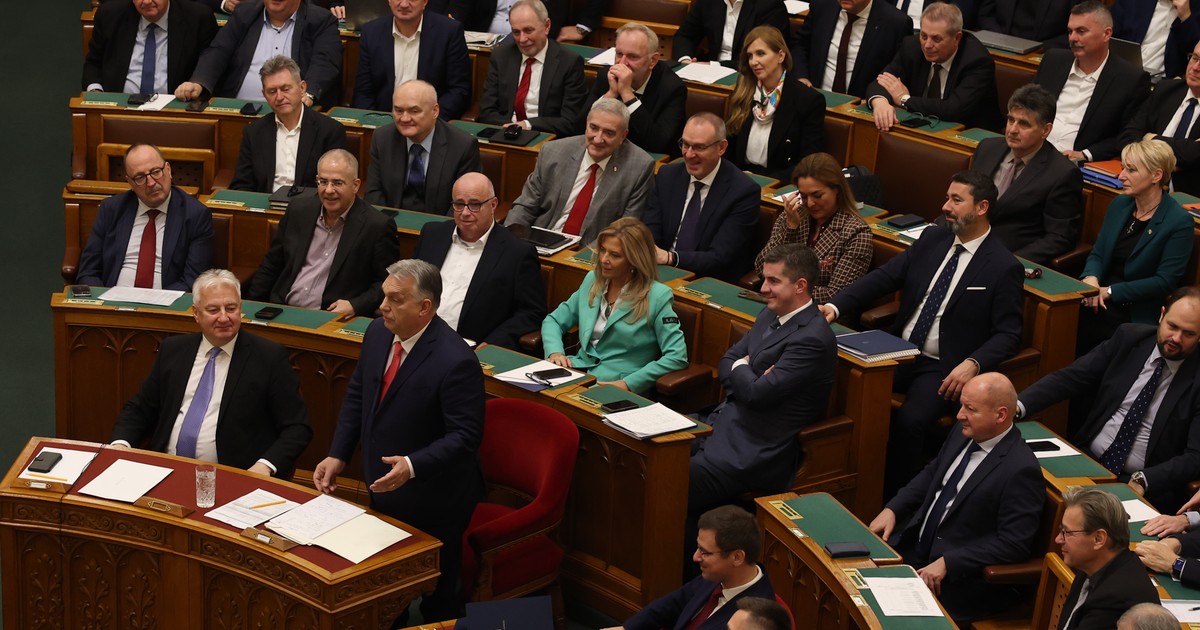Elfogadták a Fidesz „választási atombombáját”: a parlament megszavazta a választási törvény módosítását