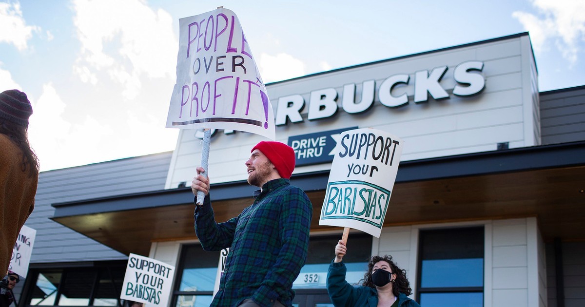 Fast food workers are unionizing, but some of the biggest chains in the ...