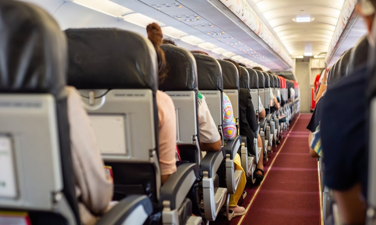 Tego nie wolno zakładać do samolotu. "Teraz we wszystkich liniach jest na to duży nacisk"