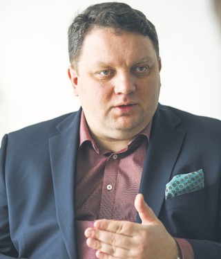 Prezes KGHM: Nie widzę rywalizacji o mały atom [WYWIAD]