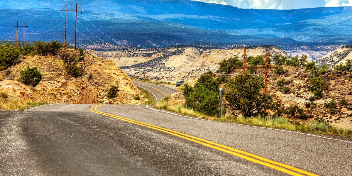 22 stunning roads in the US you should drive before you die