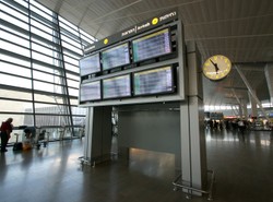 Stewardessy zastrajkują? Jutro w PLL LOT rusza referendum