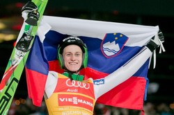 TCS: Prevc wygrał konkurs w Bischofshofen i cały turniej. Stoch nie wszedł do 2. serii