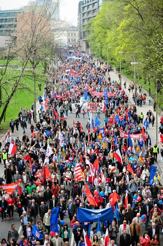 Pochód pierwszomajowy w Warszawie