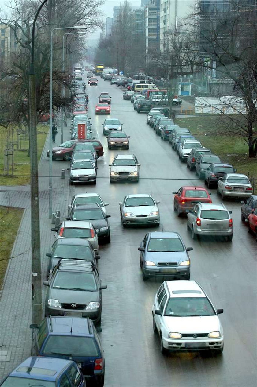 Budują bez parkingów