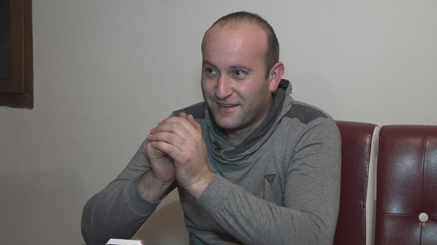 Dejan kaže da je posle porođaja Katarina sama izašla iz auta i krenula ka porodilištu