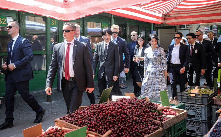 Japońska para książęca odwiedziła Halę Mirowską