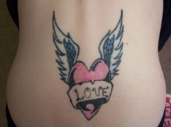 Gdy miłość przeminie. Jak pozbyć się tatuażu?