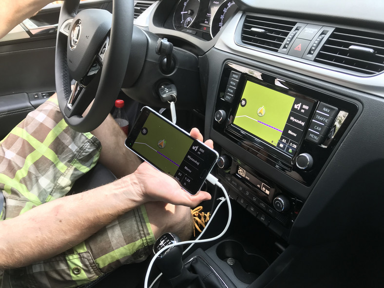 Mirrorlink skoda rapid