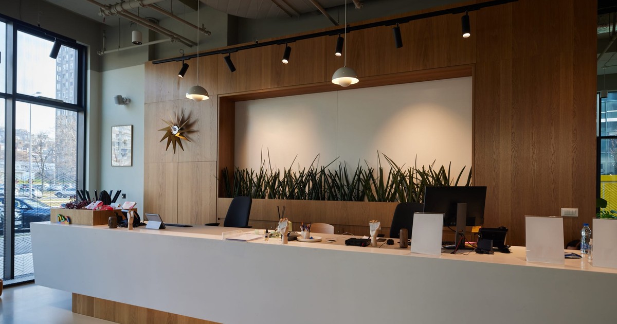 A 78yearold receptionist fired a month after she was recognized as a(02)