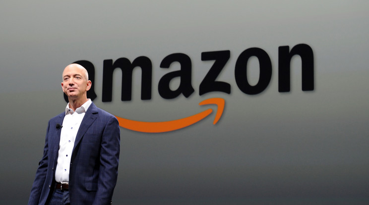 Jeff Bezos egy millió dollárt fektet Indiában be / Fotó: AFP