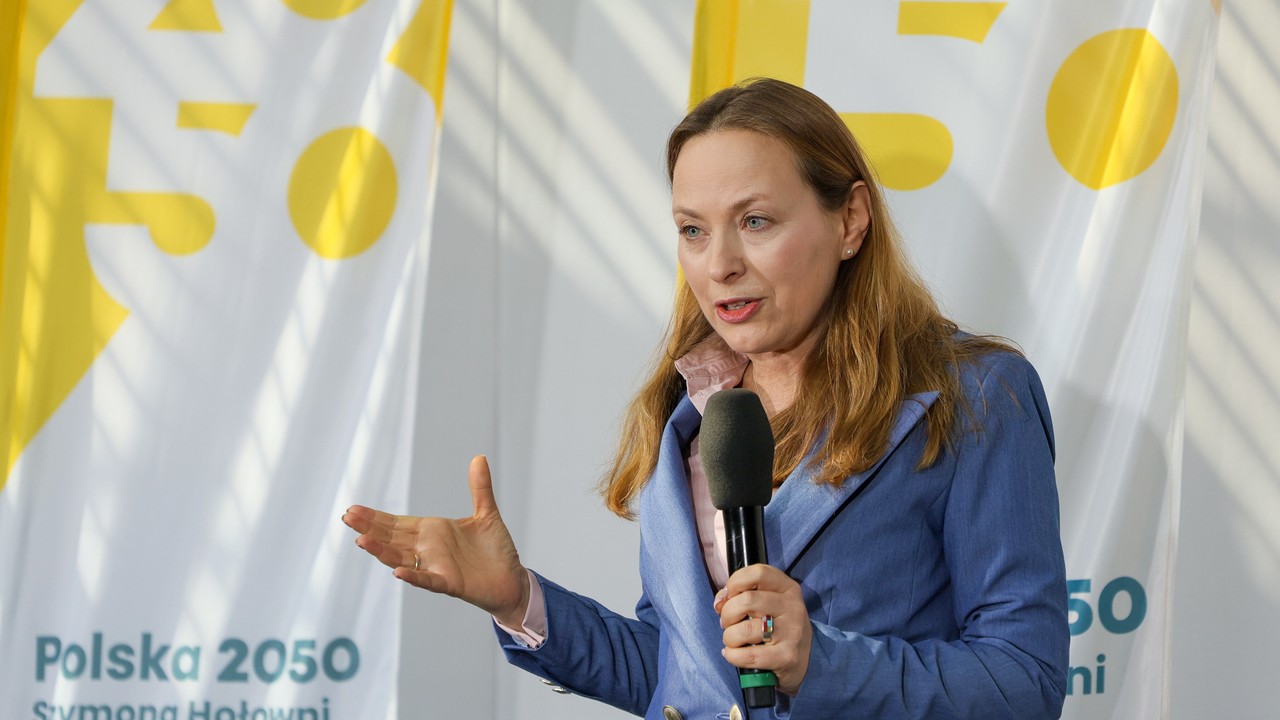 "Dyskretne, długie rozmowy". Donald Tusk spotkał się z negocjatorką Polski 2050