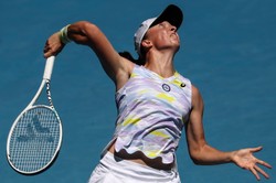 Australian Open. Serwis nie zawiódł Świątek w kluczowych momentach. Polka w 3. rundzie