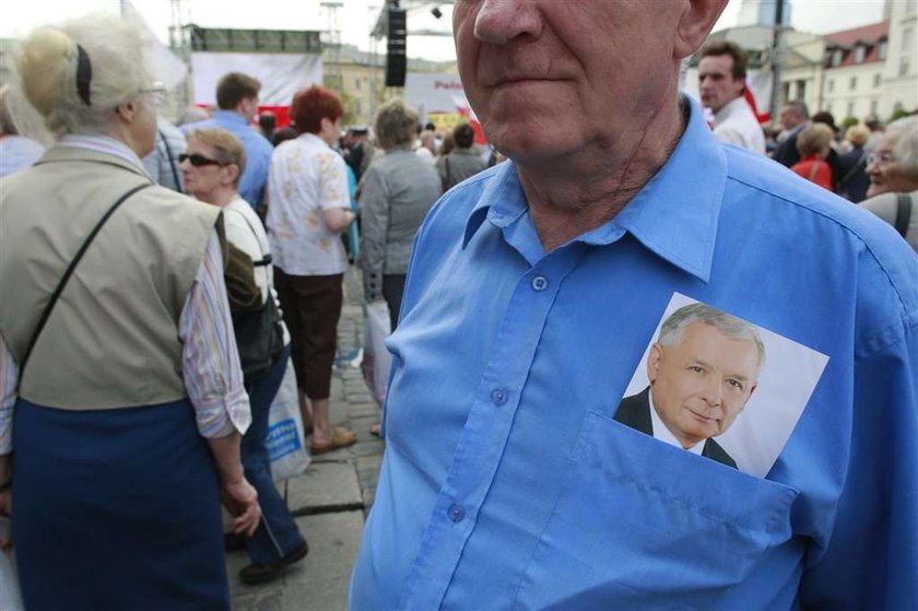 Sondaż: Kaczyński prezydentem w I turze!