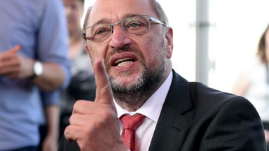 Martin Schulz zarzuca Merkel zbrojenia