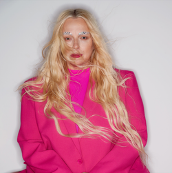 Nosowska zapowiada nowy album. Posłuchaj nagrania "Przytomna"