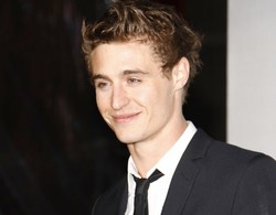Max Irons: Nie pytajcie mnie o ojca!
