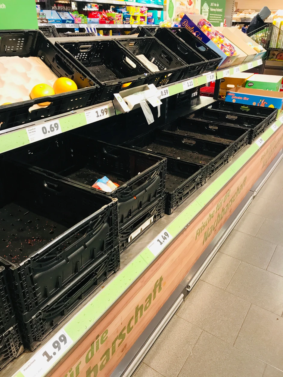 Prazni rafovi u Frankfurtu