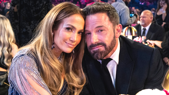 Így reagált Jennifer Lopez arra, hogy Ben Affleck látványosan unta a Grammy-gálát