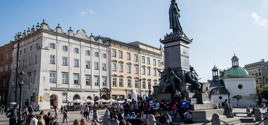 Populacja Krakowa wzrosła o 19 procent! Blisko 178 tys. nowych mieszkańców to uchodźcy z Ukrainy 