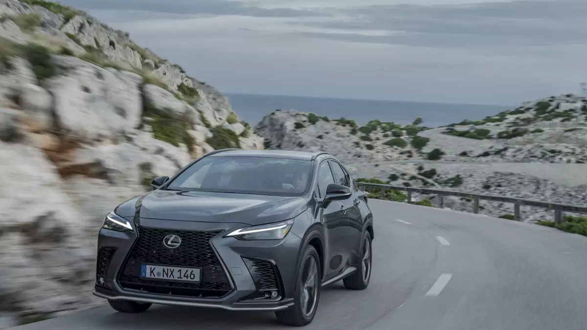 Lexus NX