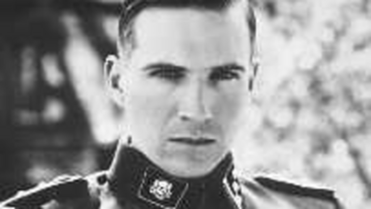 Brytyjski aktor Ralph Fiennes stara się o rolę Lorda Voldemorta w kolejnych ekranizacjach przygód Harry'ego Pottera.