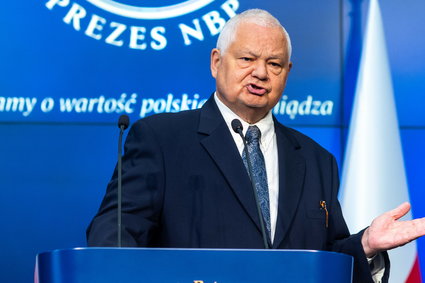 Prezes NBP tłumaczy powody zaskakującego utrzymania stóp procentowych