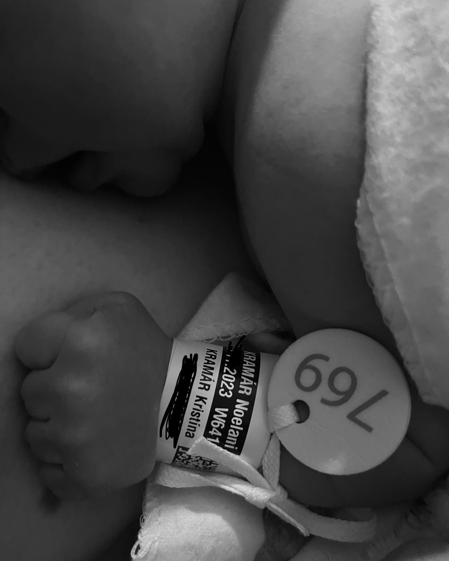 Dievčatko sa narodilo koncom roka 2023.