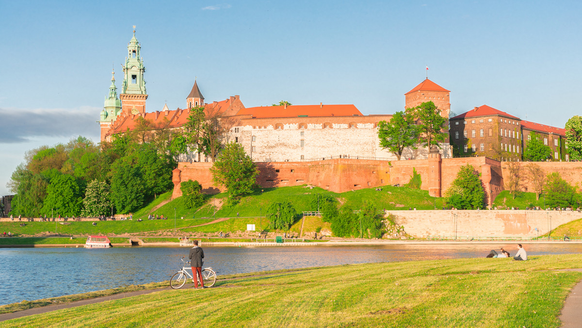 Pomorze Zachodnie i Małopolska to najpopularniejsze polskie regiony turystyczne spośród najchętniej odwiedzanych w Unii Europejskiej - wynika z lipcowego raportu unijnego urzędu statystycznego Eurostat.