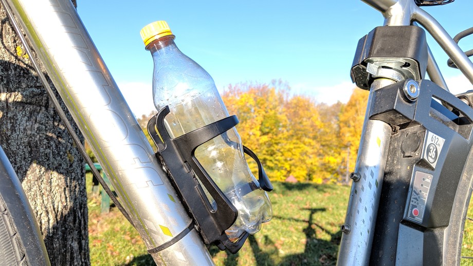 fahrrad trinkflasche mit halterung am sattel