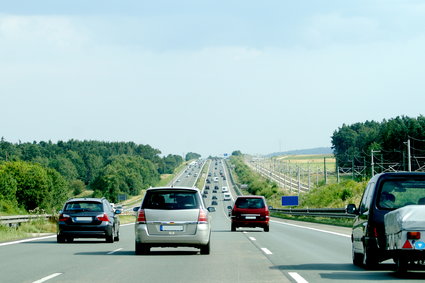 Transport zanieczyszcza powietrze bardziej, niż sądzisz. Poznaj fakty