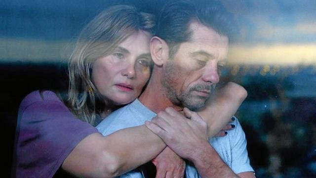 Emmanuelle Seigner w filmie "Podarować życie"