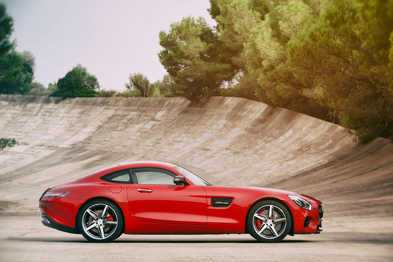 Mercedes AMG GT z podpisem inżyniera