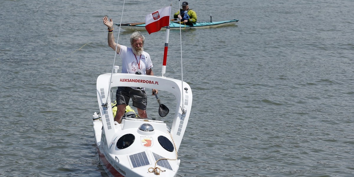 Swoją wyprawę Aleksander Doba rozpoczął 29 października. Na oceanie planował spędzić trzy miesiące