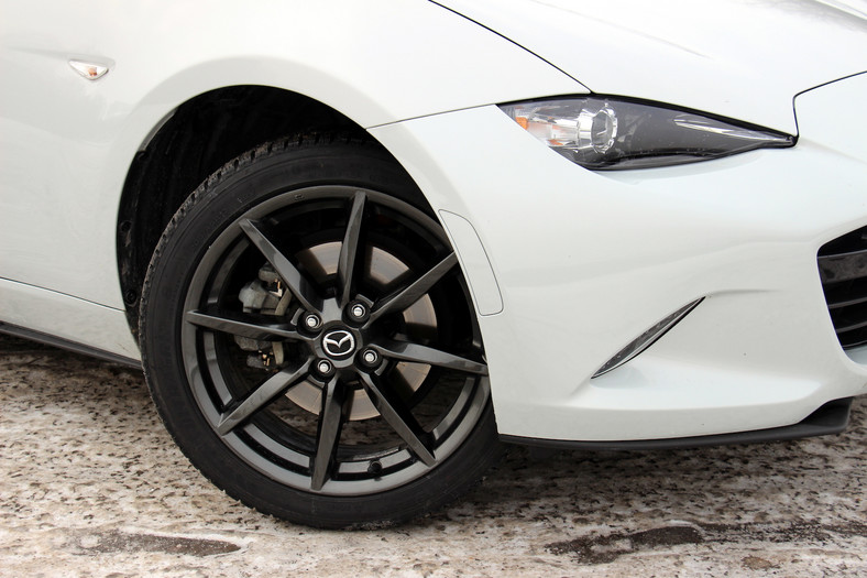 Mazda MX5 roadster i arktyczny mróz (Test, Opinie, Dane