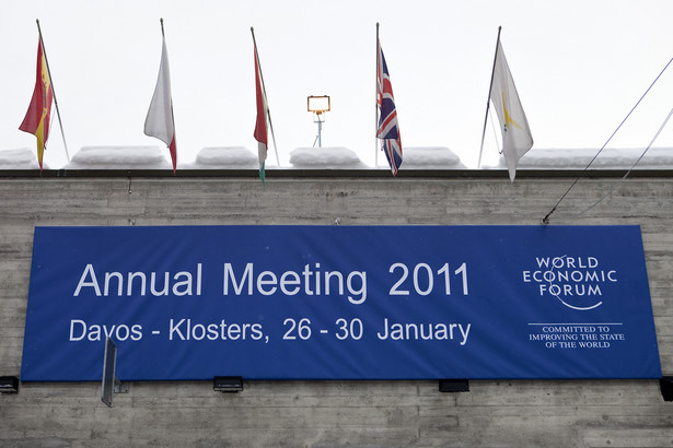 Sukces warszawskiej giełdy to premia za odwagę podczas przełomu ustrojowego i znak triumfu wolnego rynku - powiedział w czwartek wieczorem podczas imprezy zorganizowanej przez GPW w Davos prezydent Bronisław Komorowski, który gości na 41. Światowym Forum Ekonomicznym.