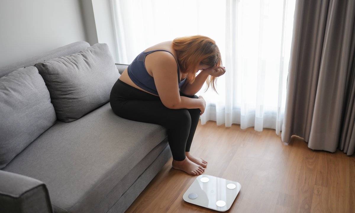 Dlaczego niektórzy nie tracą na wadze mimo diety i ćwiczeń? Naukowcy wyjaśniają, dlaczego tak się dzieje