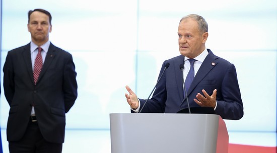 Sikorski lepszym premierem od Tuska. Zaskakujące wyniki sondażu