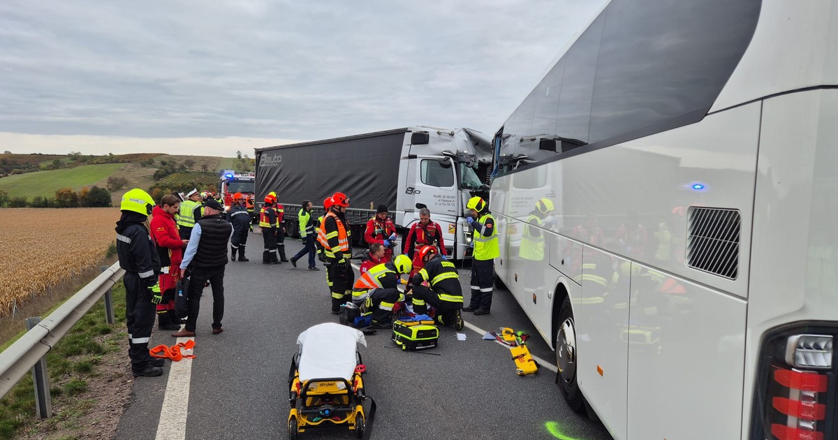 Wypadek autokaru w Austrii. Nowe fakty. Podróżowała nim ważna delegacja