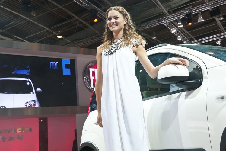 Miss Włoch 2012, Giusy Buscemi i Fiat Panda 4x4
